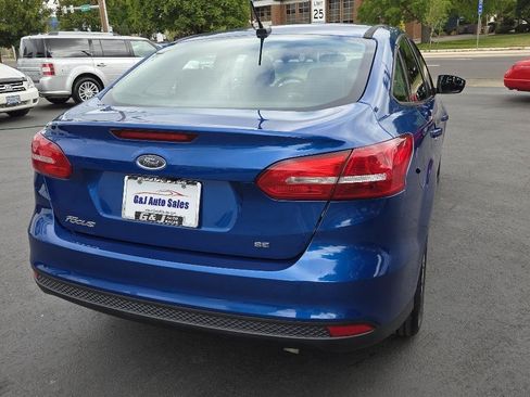 Used 2018 Ford Focus SE FWD image 9
