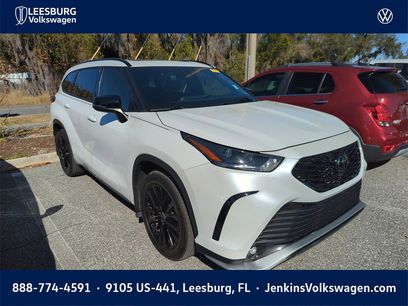 Used 2023 Toyota Highlander XSE