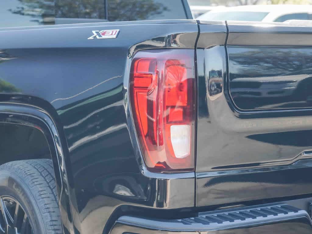 Used 2023 GMC Sierra 1500 Elevation w/ Preferred Package AWD/4WD image 7