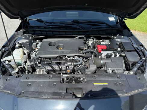 Used 2019 Nissan Altima 2.5 SL FWD image 13