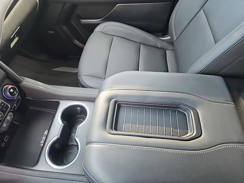 Used 2023 Chevrolet Tahoe Z71 w/ Off-Road Capability Package image 28