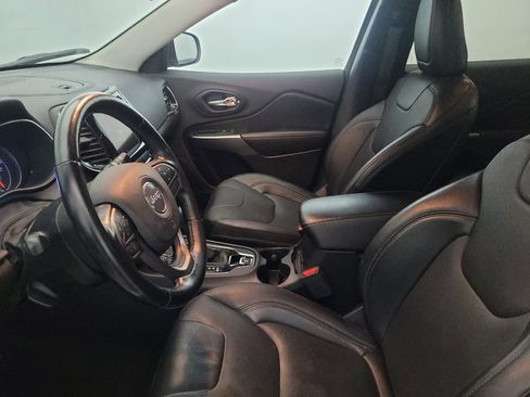 Used 2020 Jeep Cherokee Limited AWD/4WD image 17