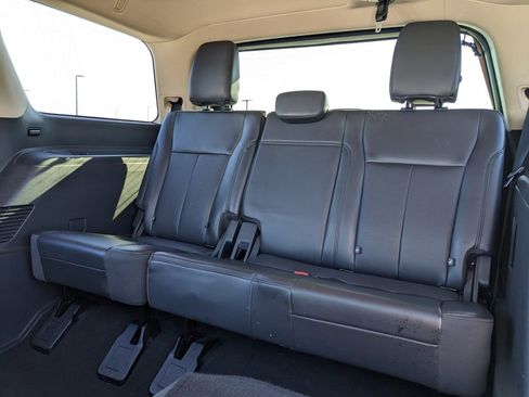 Used 2024 Ford Expedition XLT image 39
