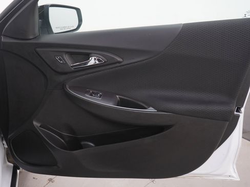 Used 2023 Chevrolet Malibu LT FWD image 10