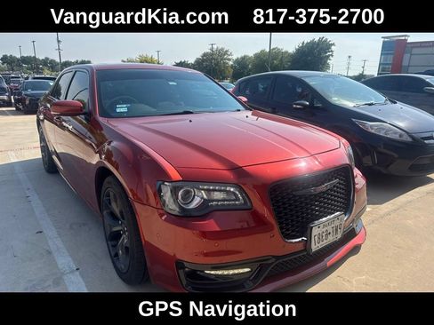 Used 2021 Chrysler 300 S w/ Popular Equipment Group RWD image 2