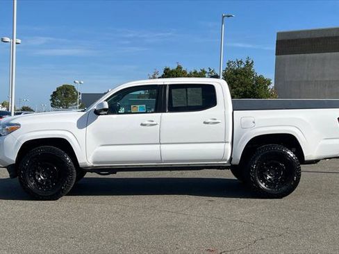 Certified 2023 Toyota Tacoma SR w/ SR Convenience Package RWD image 9