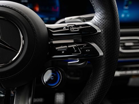 New 2026 Mercedes-Benz GLE 53 AMG 4MATIC Coupe image 32