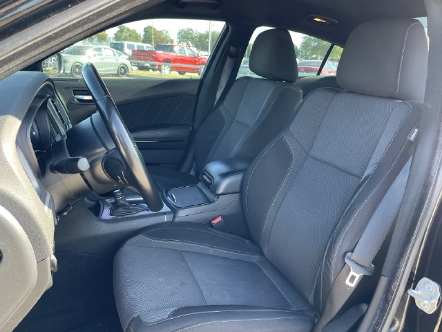 Used 2022 Dodge Charger SXT w/ Blacktop Package RWD image 23