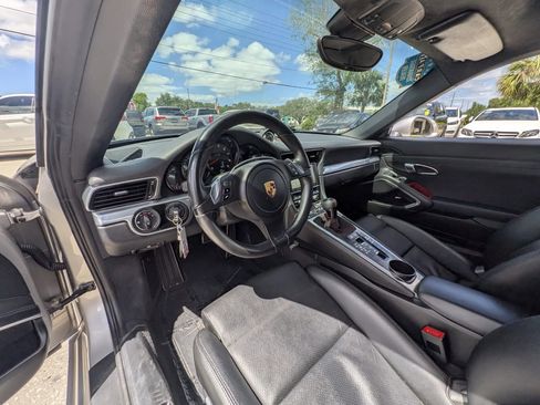 Used 2013 Porsche 911 Carrera 4 AWD/4WD image 13