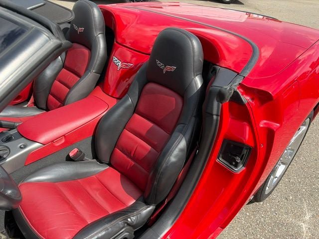 Used 2007 Chevrolet Corvette Convertible w/ Preferred Equipment Group RWD image 24