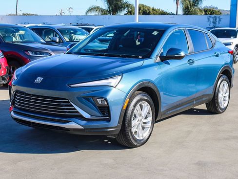 Used 2024 Buick Envista Preferred w/ Convenience I Package image 3