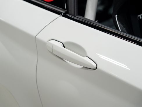 Used 2017 BMW M2 RWD image 23