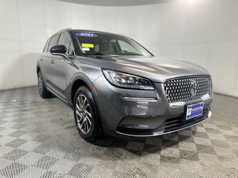 Used 2021 Lincoln Corsair AWD w/ Equipment Group 101A image 9