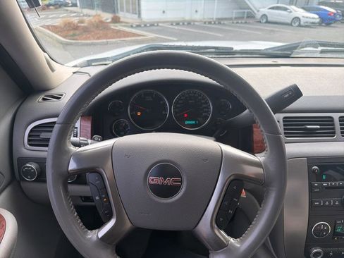 Used 2007 GMC Sierra 2500 SLT w/ Convenience Package image 8
