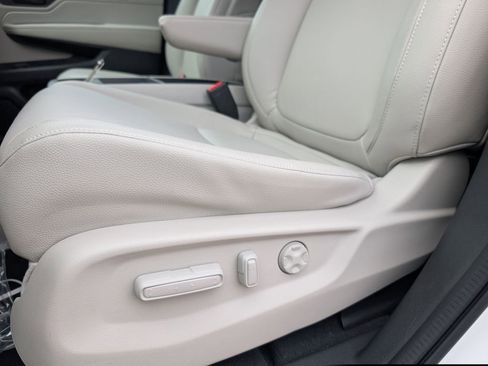New 2026 Honda Odyssey EX-L image 10