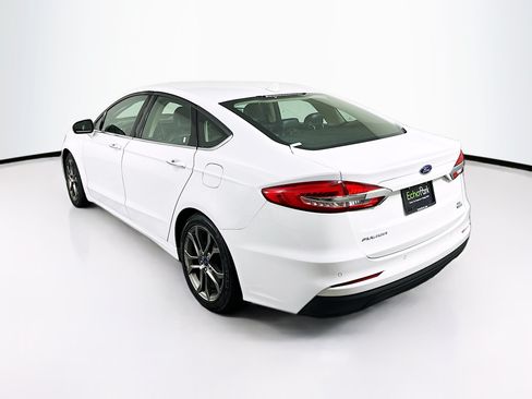Used 2020 Ford Fusion SEL FWD image 5