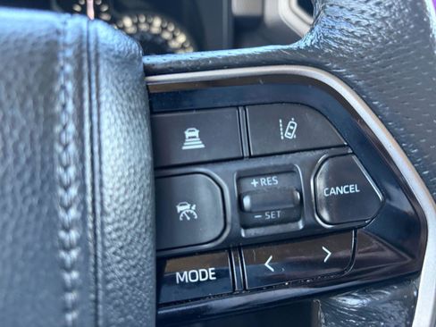 Used 2022 Toyota Tundra Limited image 10