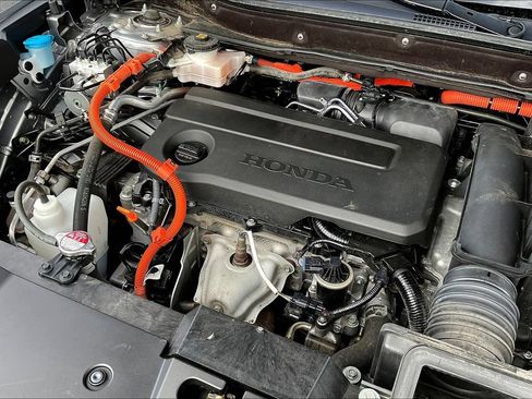 Used 2023 Honda CR-V Sport Touring image 31