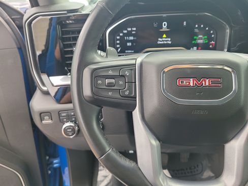 Used 2023 GMC Sierra 1500 Elevation w/ Elevation Premium Package AWD/4WD image 10