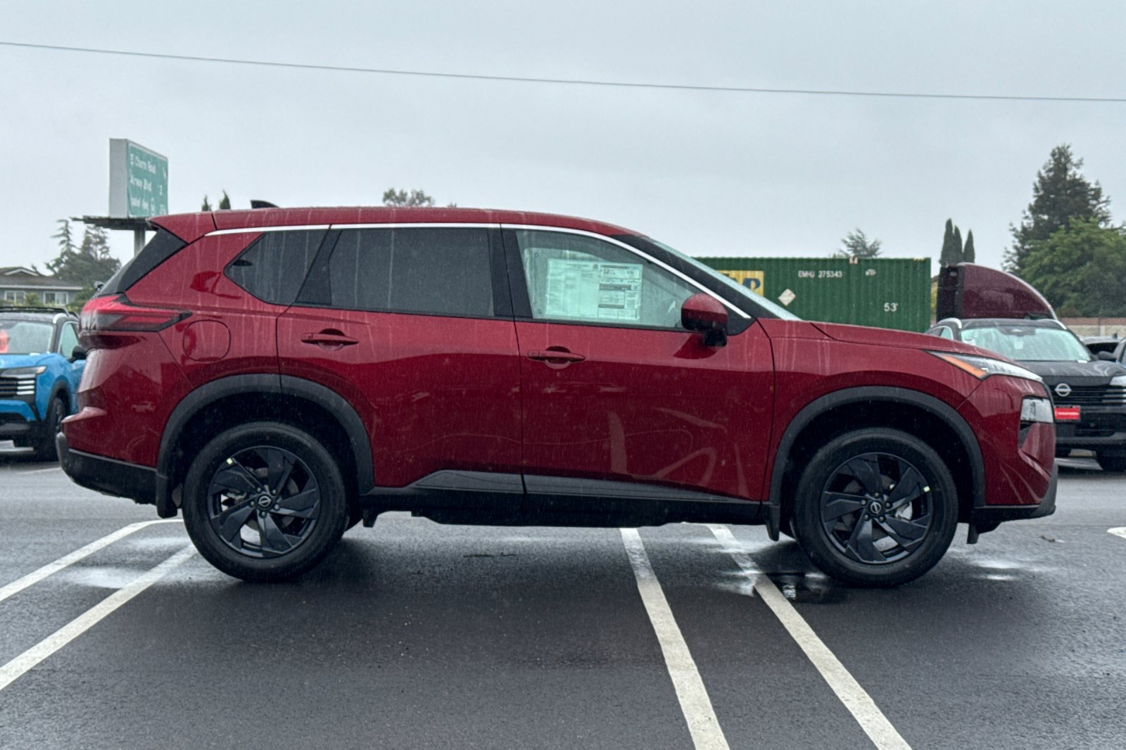 Used 2026 Nissan Rogue SV FWD image 3