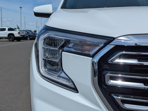 Certified 2024 GMC Terrain SLT AWD/4WD image 42