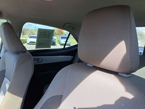 Used 2019 Toyota Corolla LE image 16