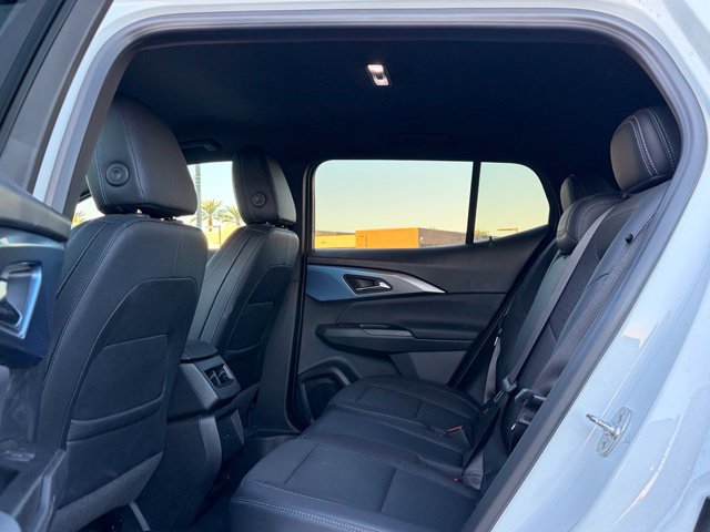 Used 2024 Chevrolet Equinox EV LT FWD image 17