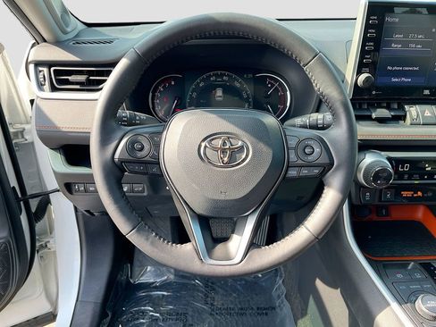 Used 2022 Toyota RAV4 Adventure w/ Convenience Package image 17