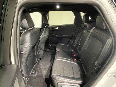 Used 2025 Ford Escape ST-Line w/ Tech Pack #1 AWD/4WD image 17