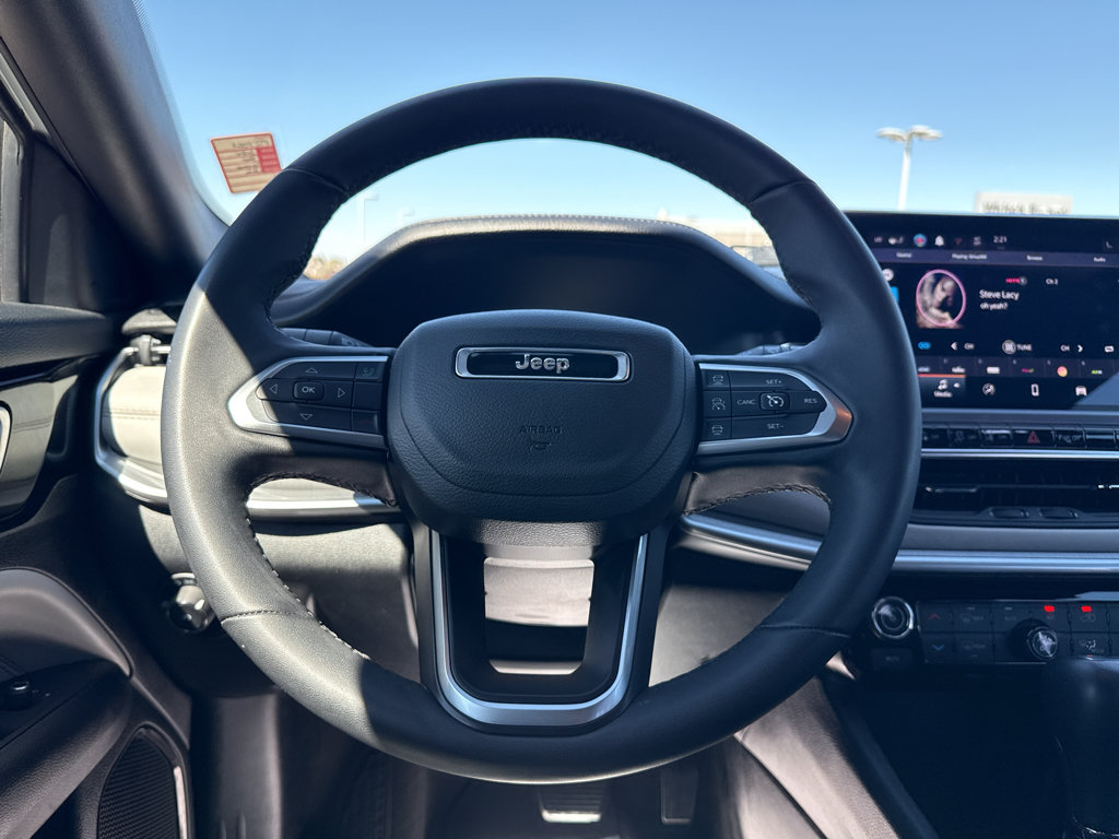 Certified 2025 Jeep Compass Limited AWD/4WD image 14