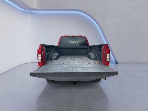 Used 2021 Ford F250 Lariat w/ Lariat Value Package AWD/4WD image 11