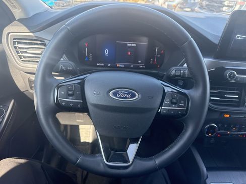 Used 2023 Ford Escape Active image 11