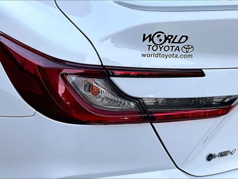 Certified 2025 Toyota Camry SE FWD image 29