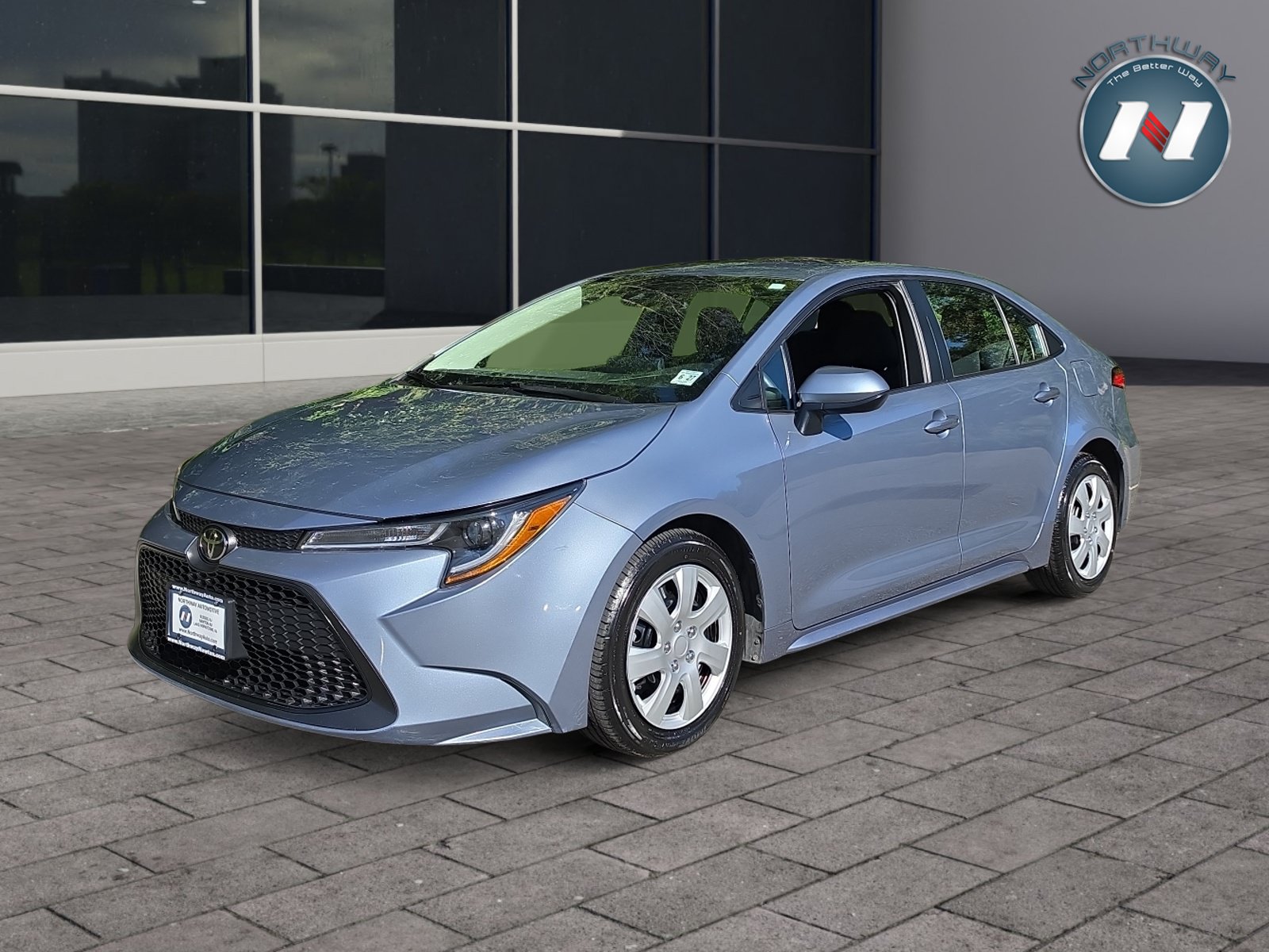 Used 2022 Toyota Corolla LE FWD image 1