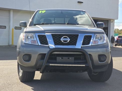 Used 2019 Nissan Frontier SV image 8