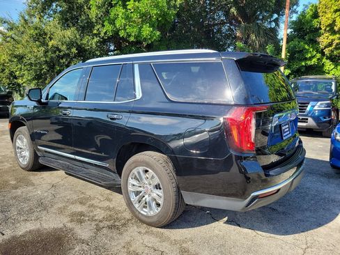 Used 2024 GMC Yukon SLT AWD/4WD image 5