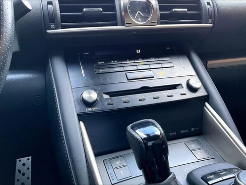 Used 2018 Lexus IS 300 F Sport w/ F Sport Package image 34