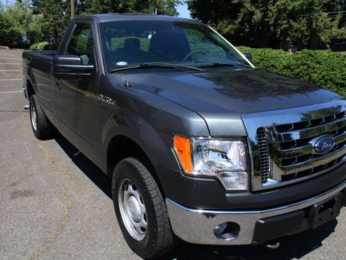 Used 2013 Ford F150 XL w/ Mid Equipment Group AWD/4WD image 2