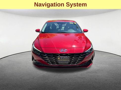 Used 2023 Hyundai Elantra Limited FWD image 4