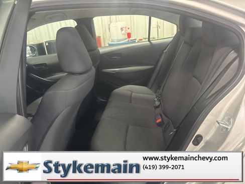 Used 2024 Toyota Corolla LE image 25