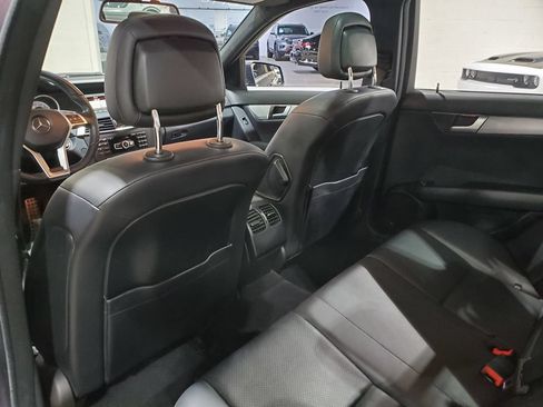 Used 2014 Mercedes-Benz C 300 4MATIC Sedan image 23