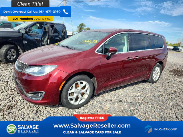 Used 2017 Chrysler Pacifica Touring Plus w/ Tire & Wheel Group FWD image 1