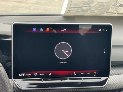 New 2025 Volkswagen GTI SE image 10