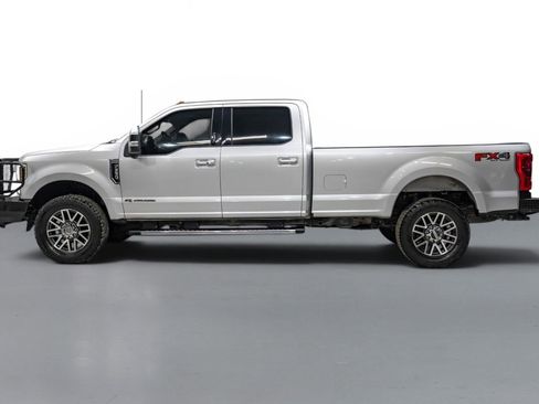 Used 2018 Ford F350 Lariat w/ Lariat Ultimate Package AWD/4WD image 9
