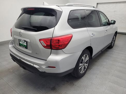 Used 2019 Nissan Pathfinder SV FWD image 9