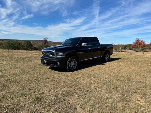 Used 2017 RAM 1500 Limited image 1