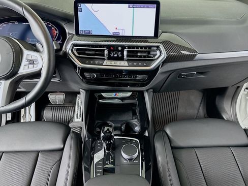 Used 2024 BMW X4 M40i w/ Premium Package image 11