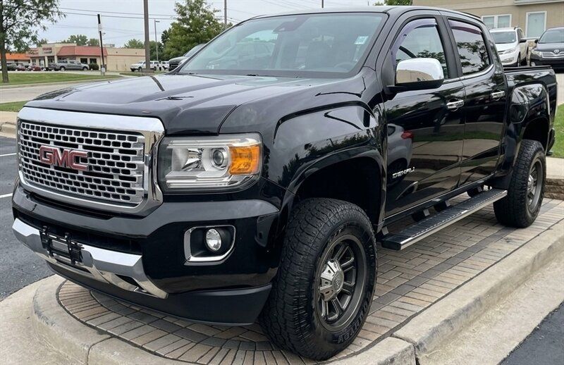 Used 2017 GMC Canyon Denali AWD/4WD image 3