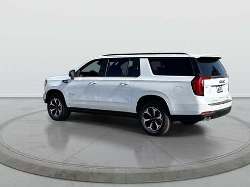 New 2026 GMC Yukon XL AT4 w/ AT4 Premium Plus Package AWD/4WD image 6