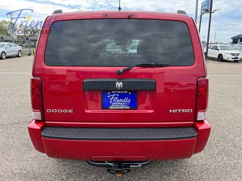 Used 2011 Dodge Nitro Heat w/ Popular Equipment Group AWD/4WD image 4